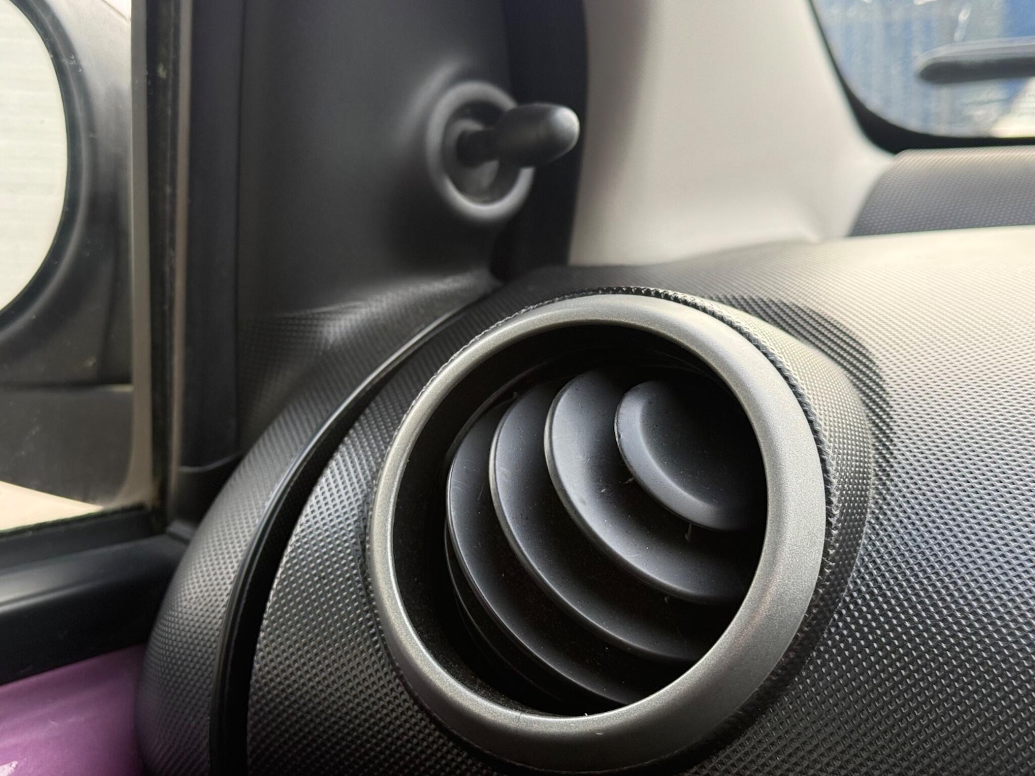 Used Peugeot 107 2013 for sale - 77016571: Photo 12