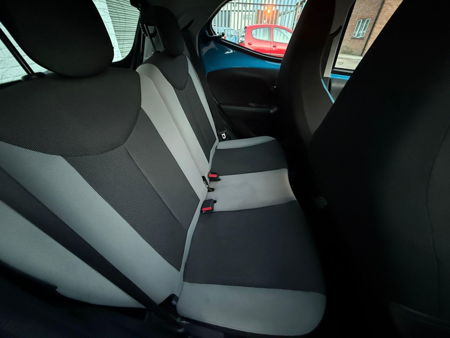 Used Toyota AYGO 2015 for sale - 76727188: Photo 11