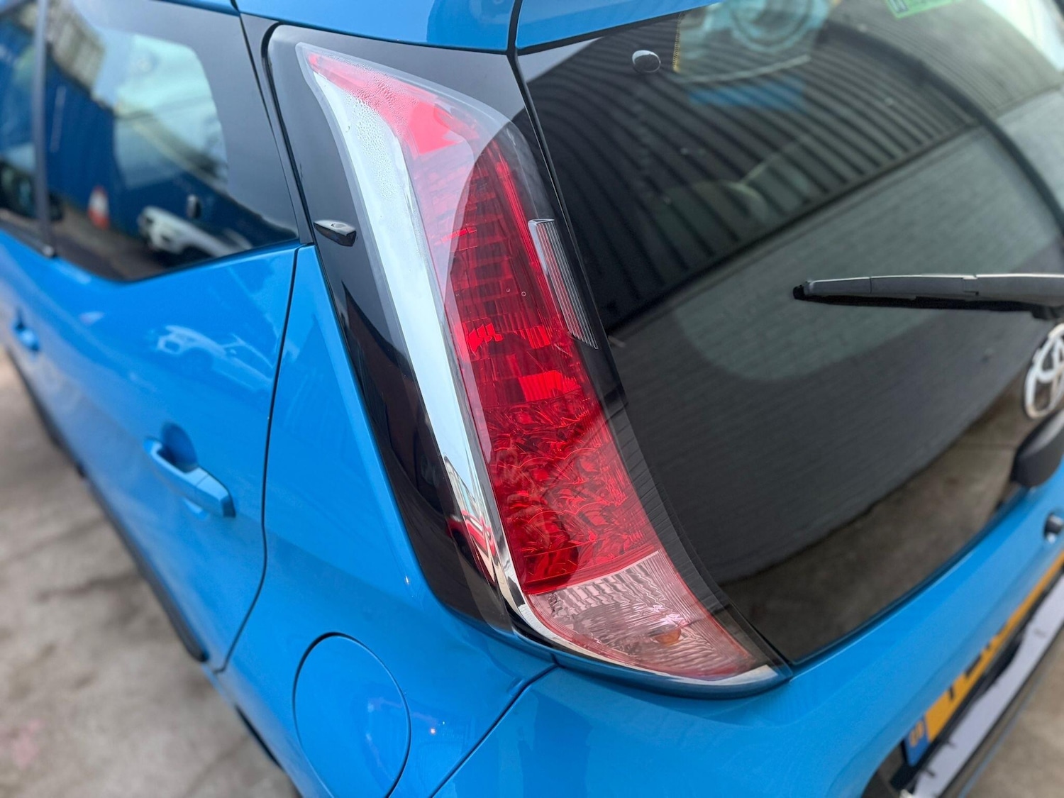 Used Toyota AYGO 2015 for sale - 76727188: Photo 28