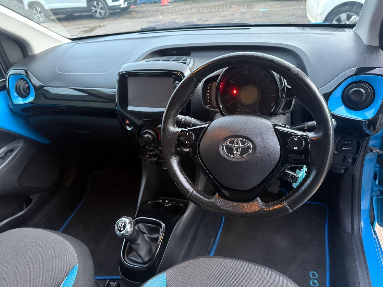 Used Toyota AYGO 2015 for sale - 76727188: Photo 9