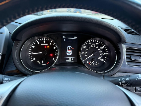 Used Nissan Pulsar 2016 for sale - 76336147: Photo 12