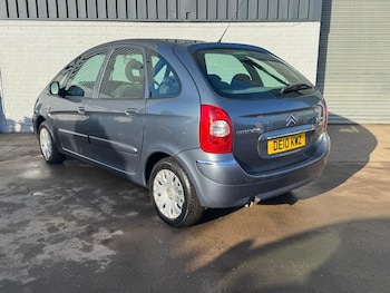 Used Citroen Xsara Picasso 2010 for sale - 77358314: Photo