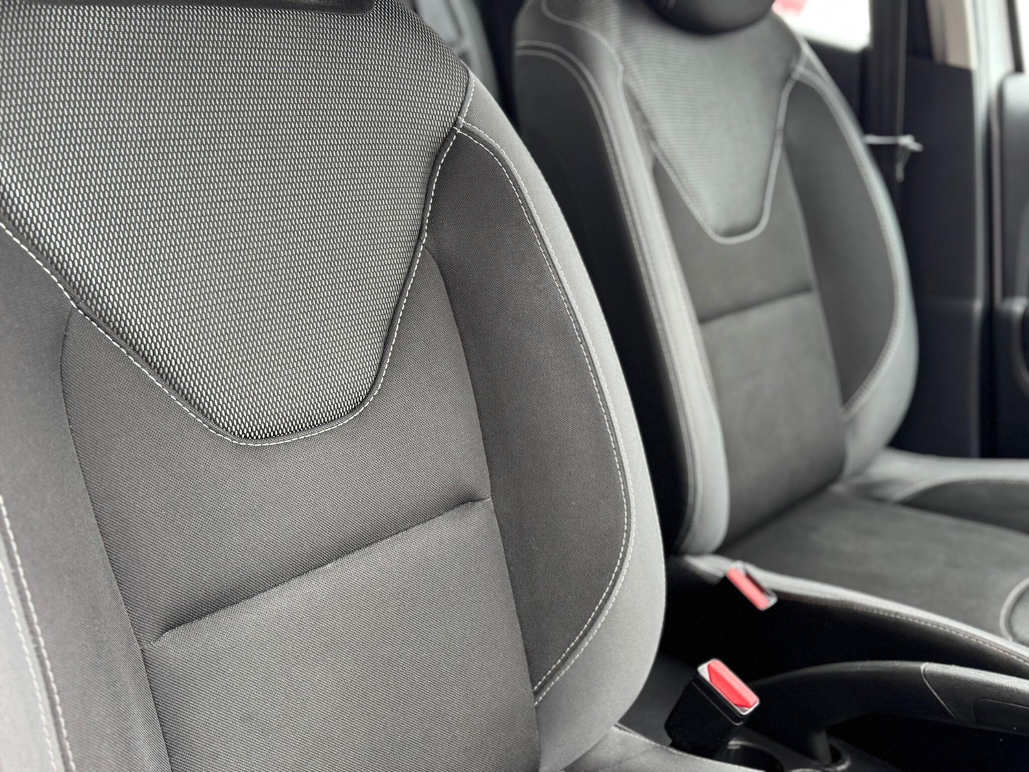 Used Renault Clio 2017 for sale - 77799043: Photo 10