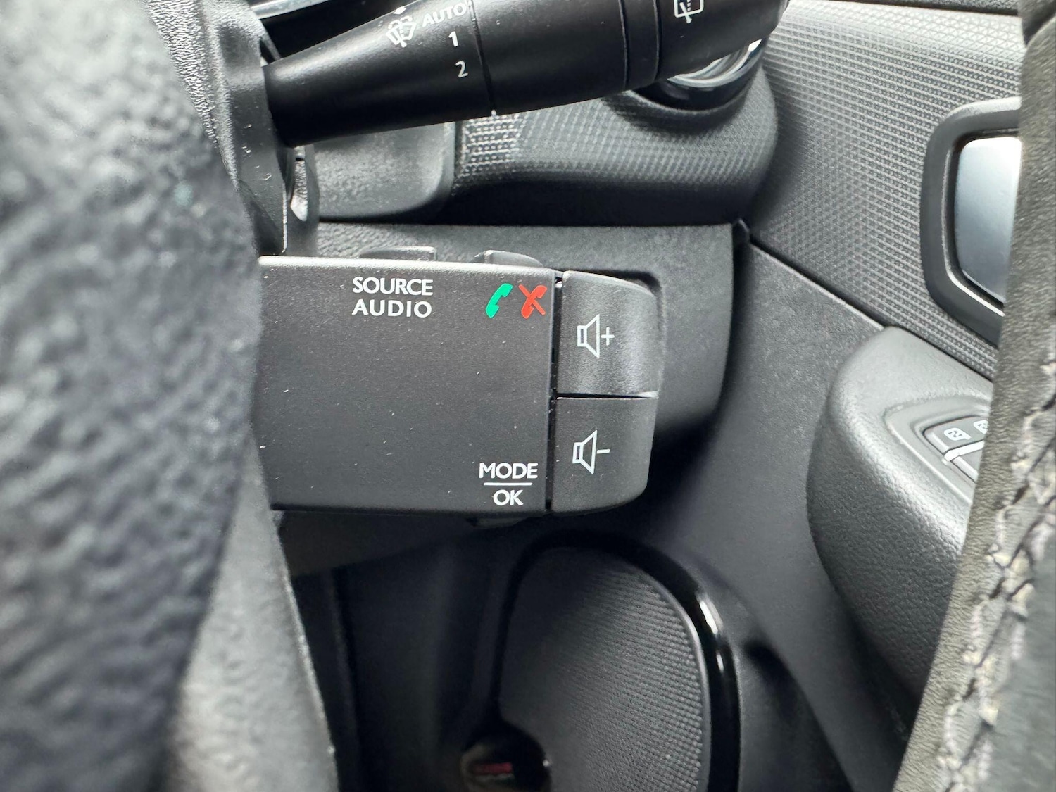 Used Renault Clio 2017 for sale - 77799043: Photo 16