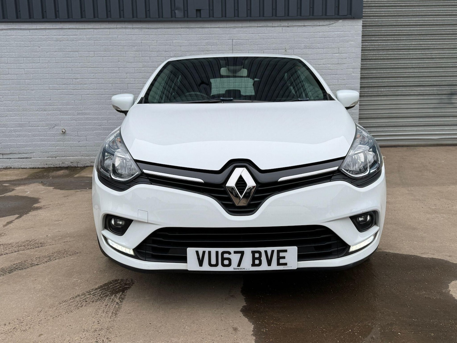Used Renault Clio 2017 for sale - 77799043: Photo 2