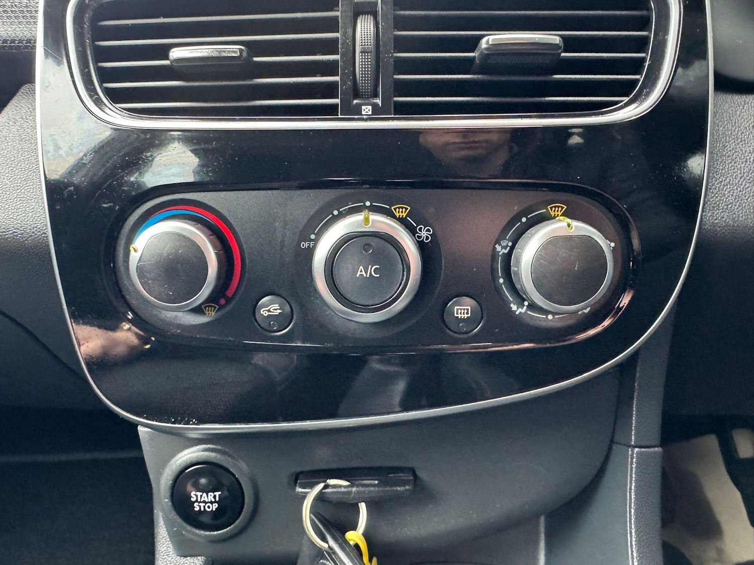 Used Renault Clio 2017 for sale - 77799043: Photo 46