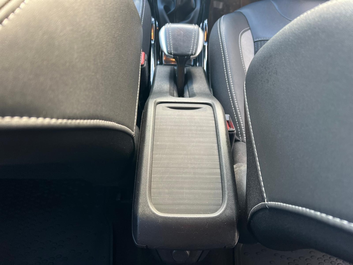 Used Peugeot 2008 2016 for sale - 76371061: Photo 10