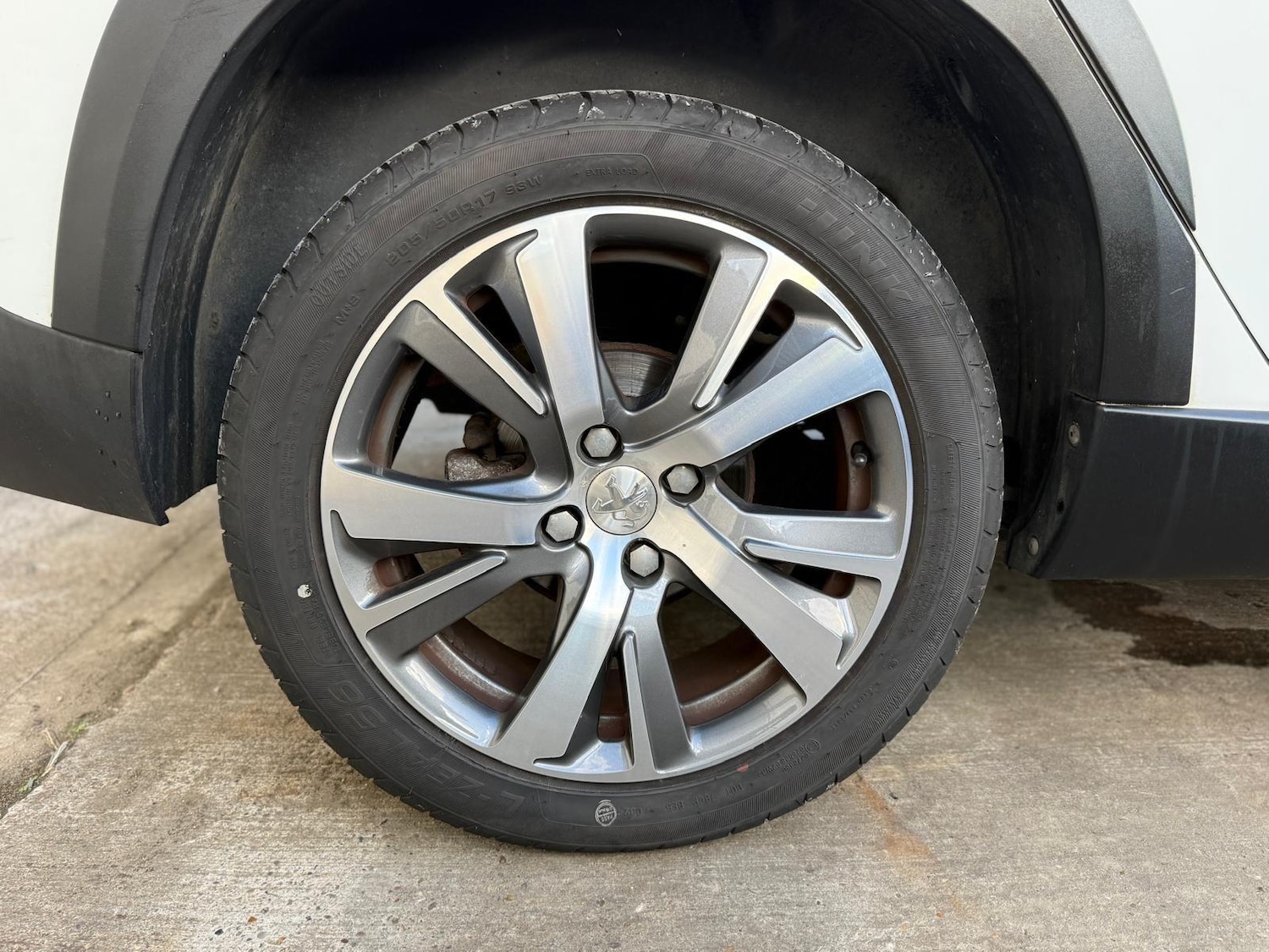 Used Peugeot 2008 2016 for sale - 76371061: Photo 24