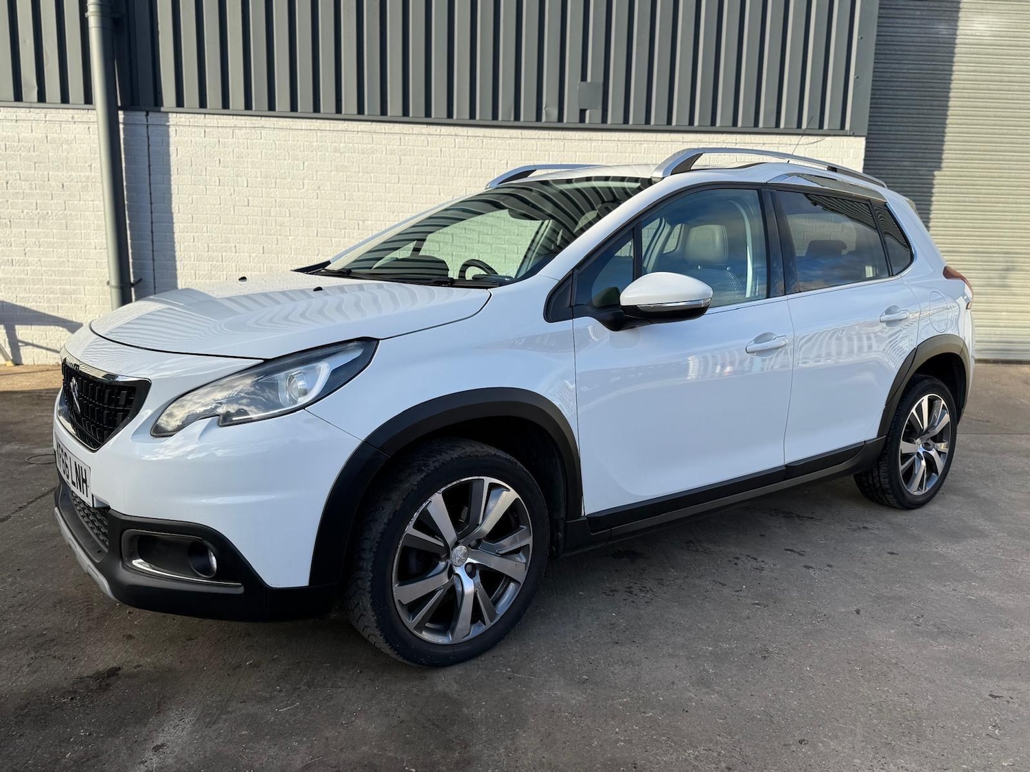 Used Peugeot 2008 2016 for sale - 76371061: Photo 3