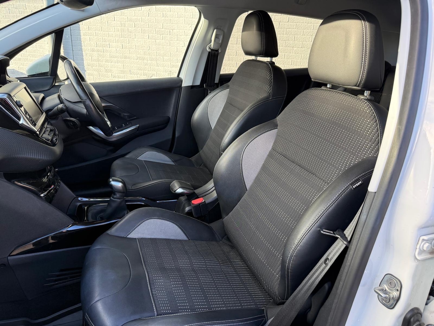 Used Peugeot 2008 2016 for sale - 76371061: Photo 39