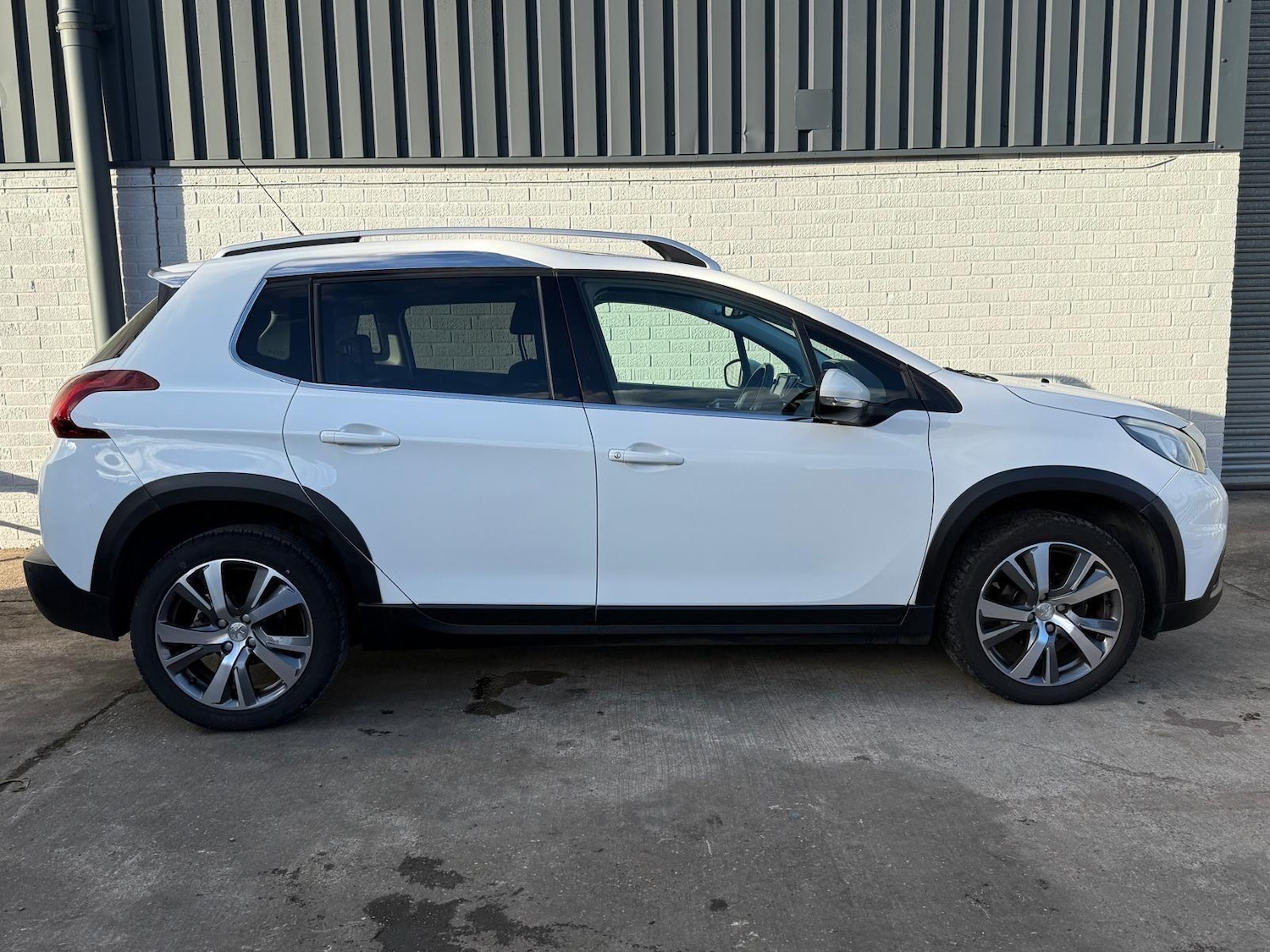 Used Peugeot 2008 2016 for sale - 76371061: Photo 7