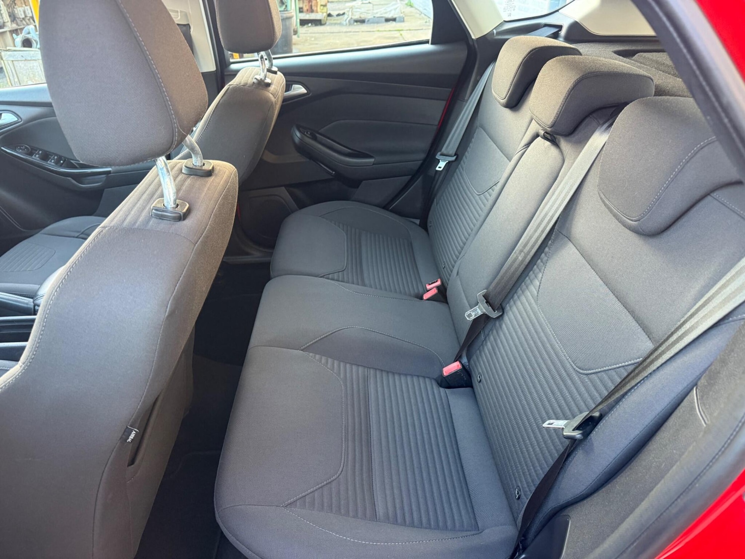 Used Ford Focus 2015 for sale - 76700680: Photo 12