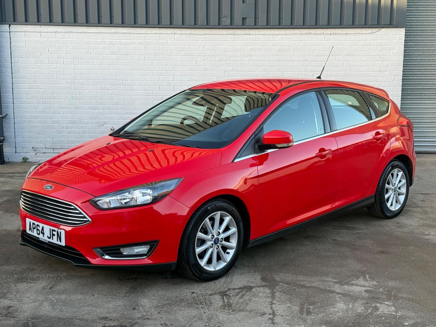 Used Ford Focus 2015 for sale - 76700680: Photo 3