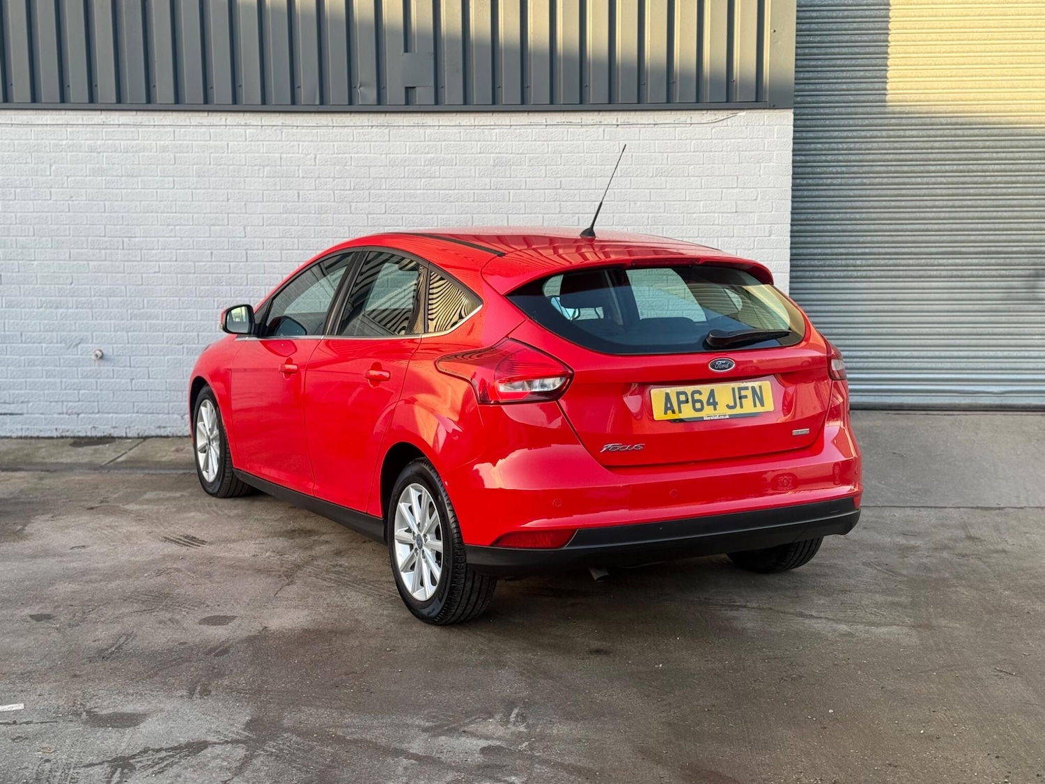 Used Ford Focus 2015 for sale - 76700680: Photo 4