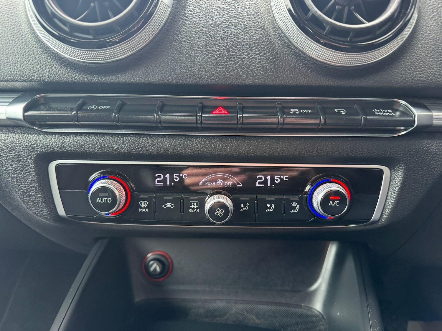 Used Audi A3 2014 for sale - 77625608: Photo 9