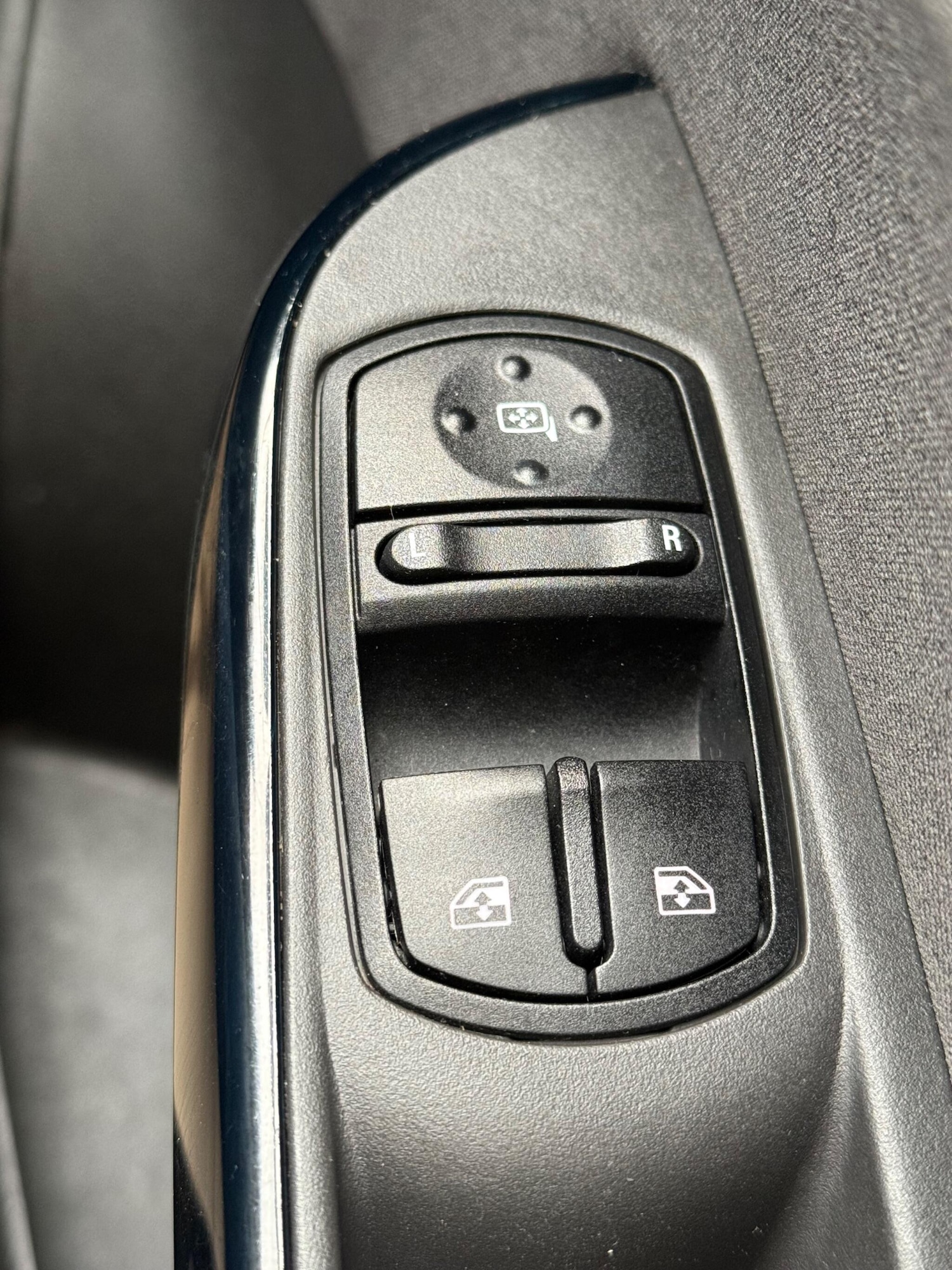 Used Vauxhall Corsa 2016 for sale - 76633532: Photo 15