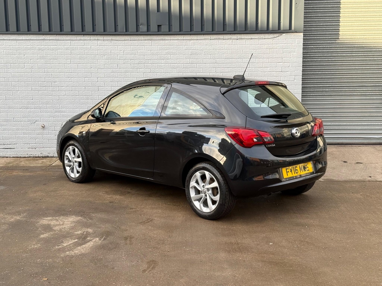 Used Vauxhall Corsa 2016 for sale - 76633532: Photo 4