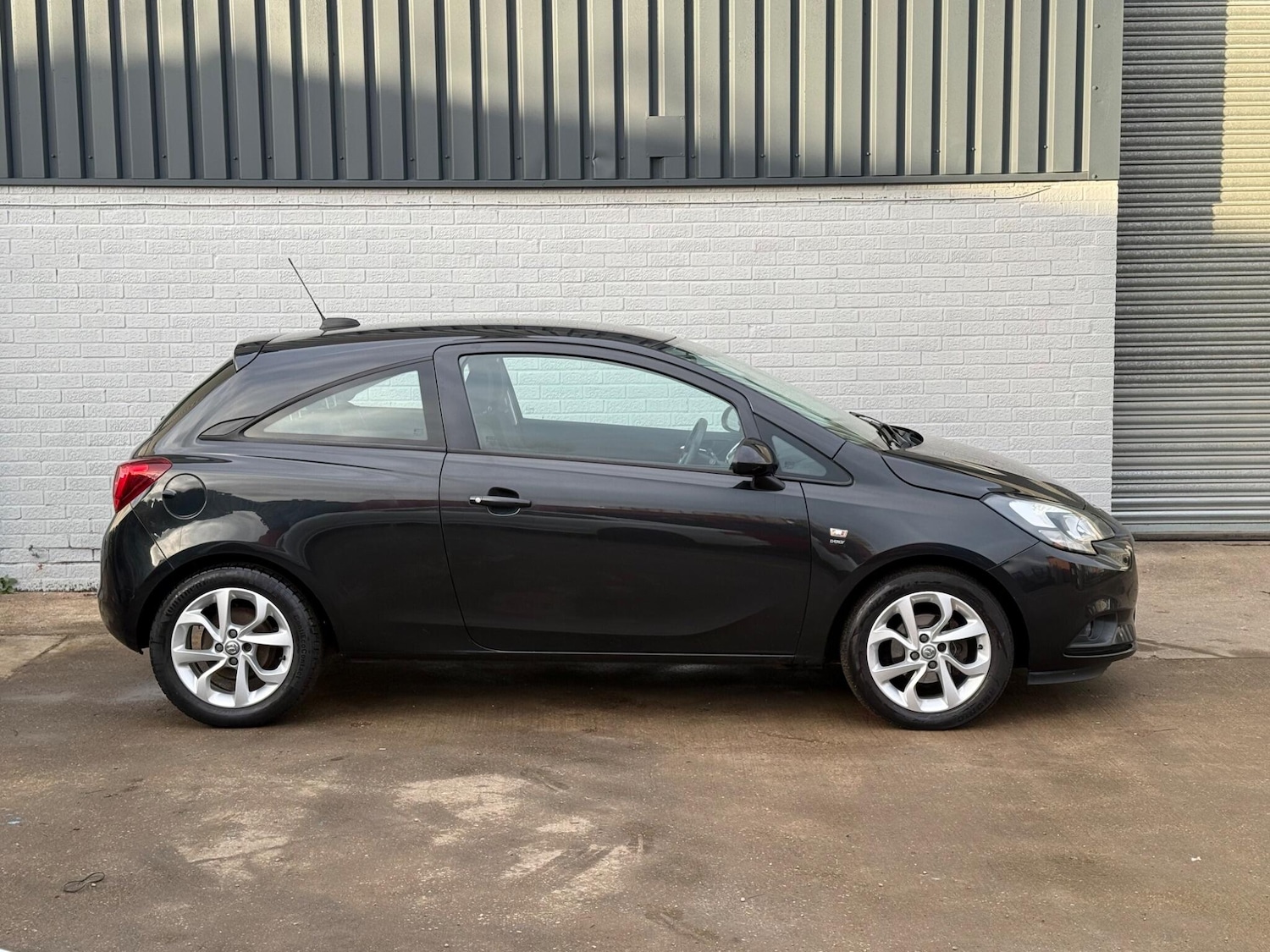 Used Vauxhall Corsa 2016 for sale - 76633532: Photo 7