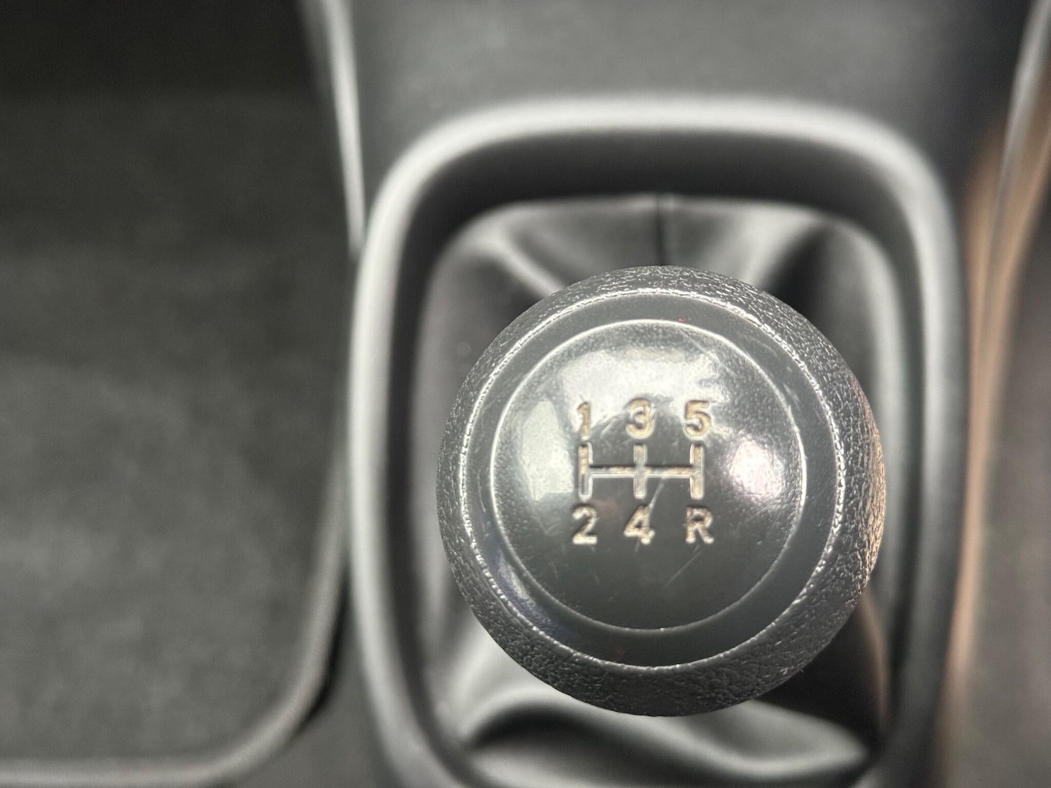 Used Peugeot 108 2014 for sale - 76499531: Photo 12