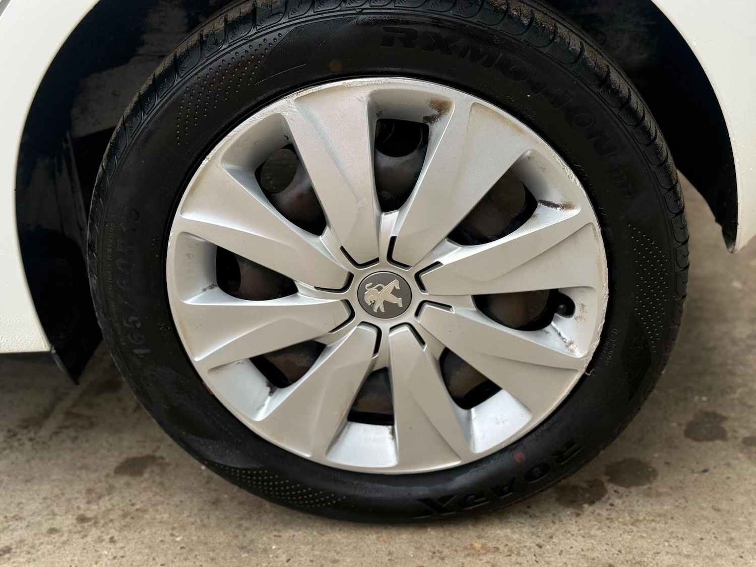 Used Peugeot 108 2014 for sale - 76499531: Photo 24