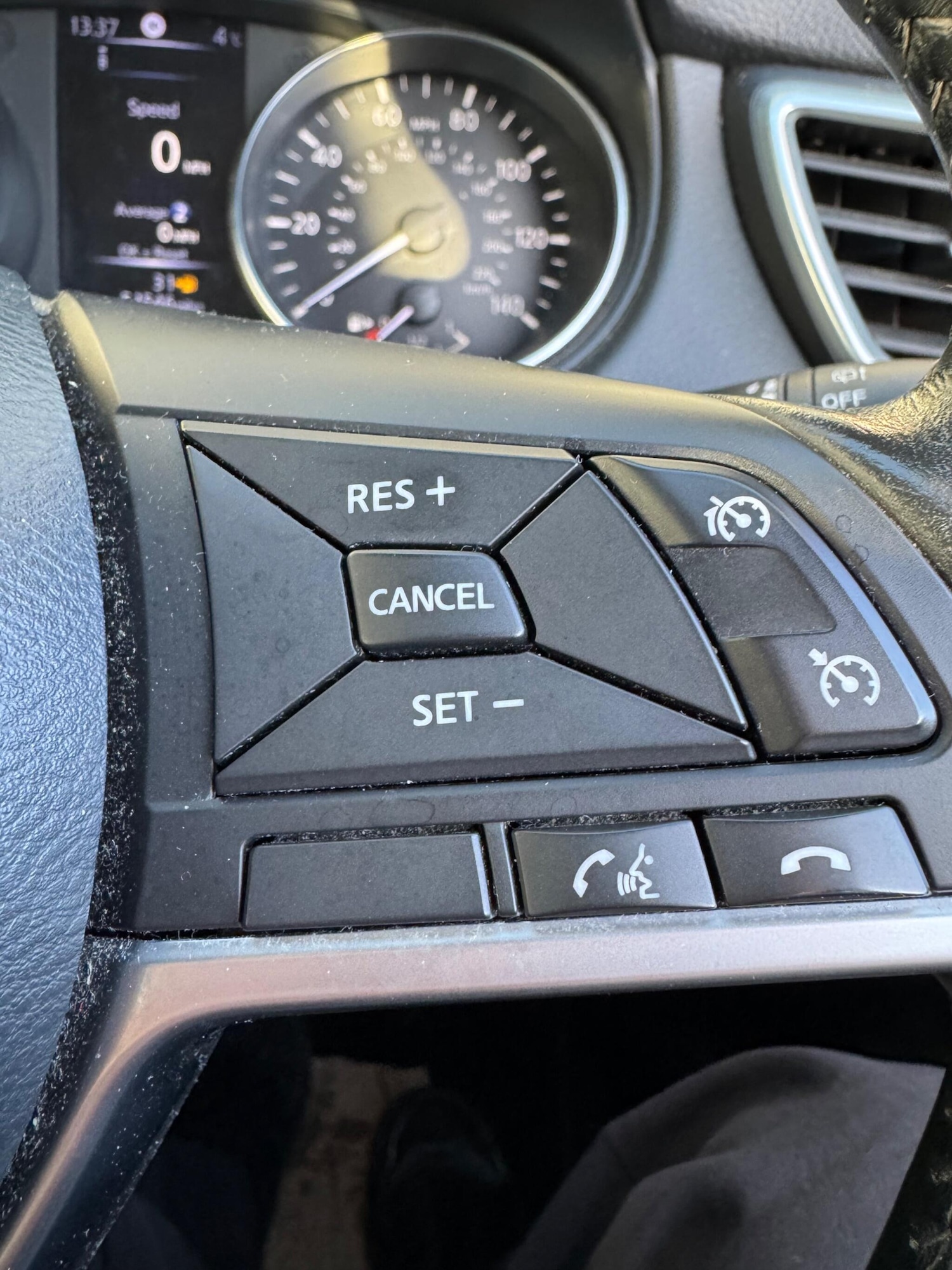 Used Nissan Qashqai 2017 for sale - 77163063: Photo 13