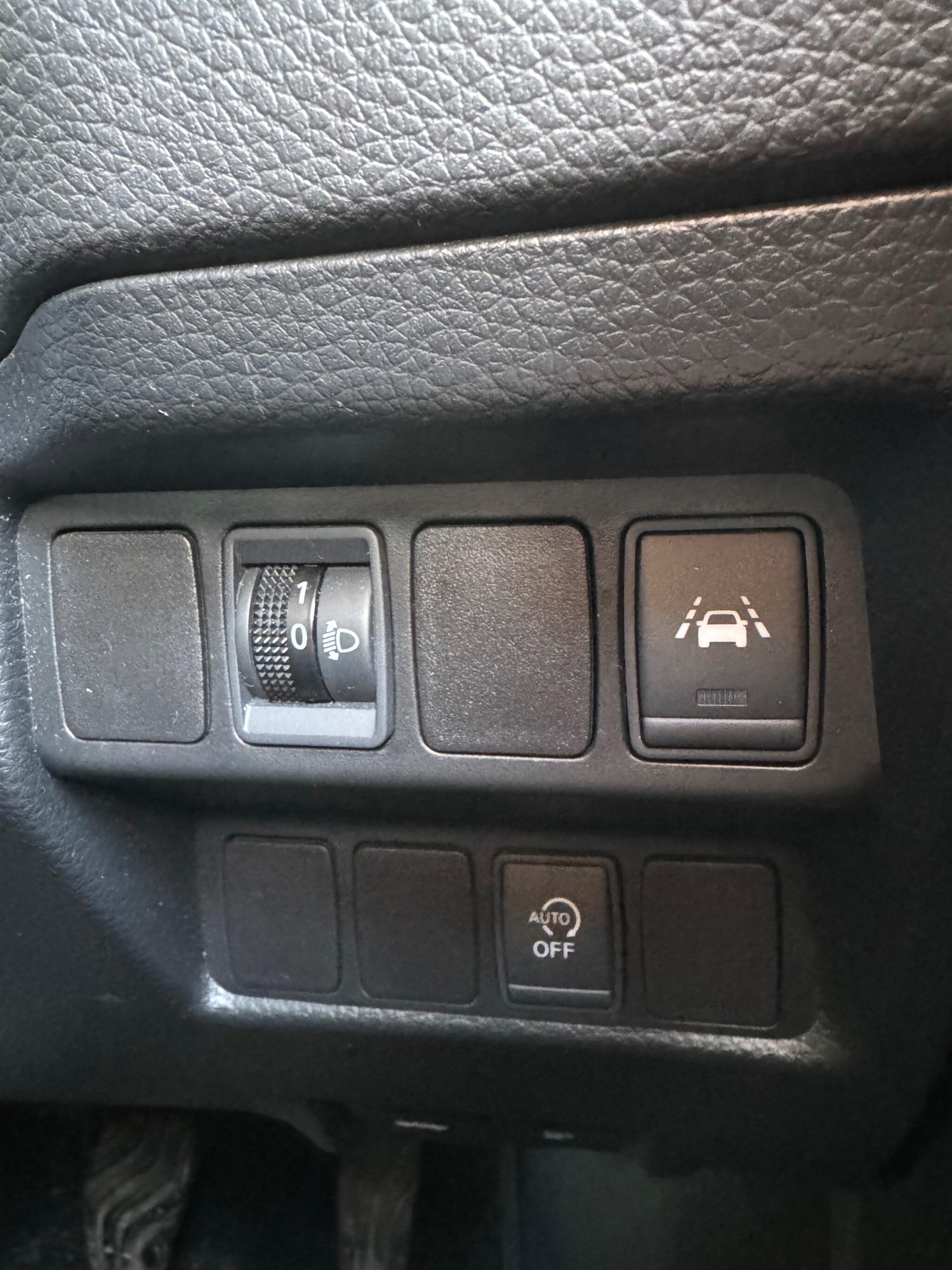 Used Nissan Qashqai 2017 for sale - 77163063: Photo 19