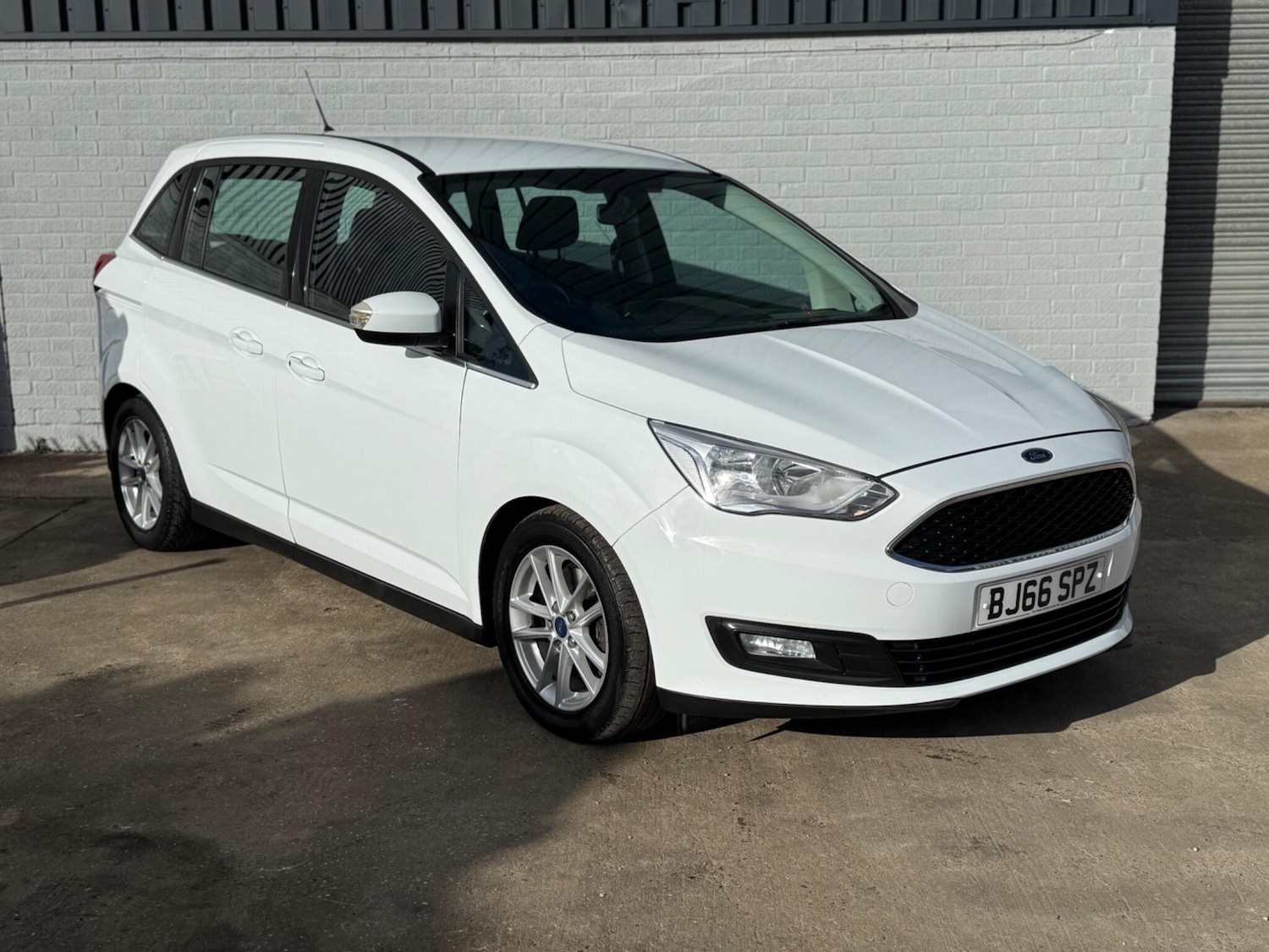Used Ford Grand C-Max 2016 for sale - 76371553: Photo 1