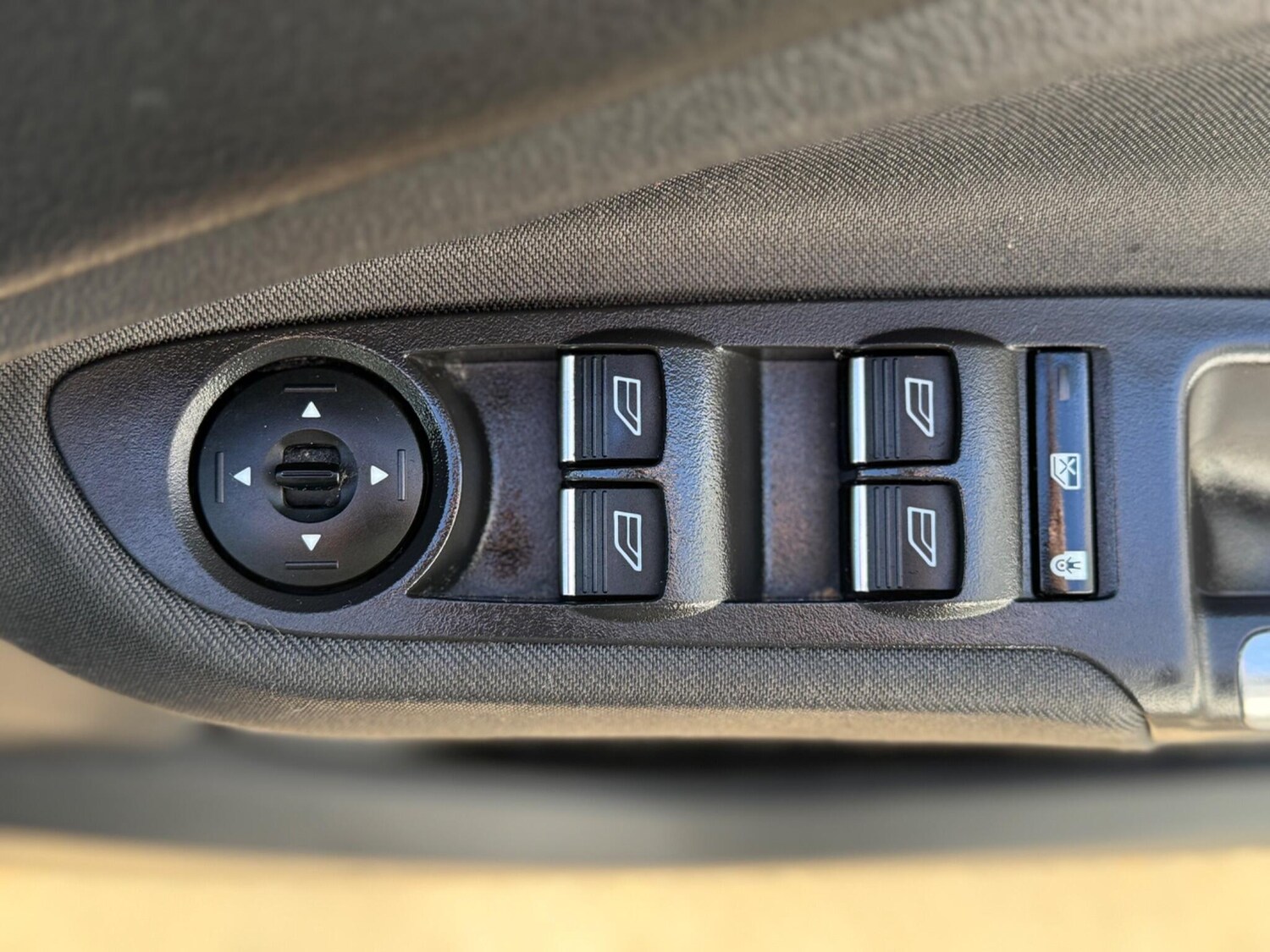 Used Ford Grand C-Max 2016 for sale - 76371553: Photo 25