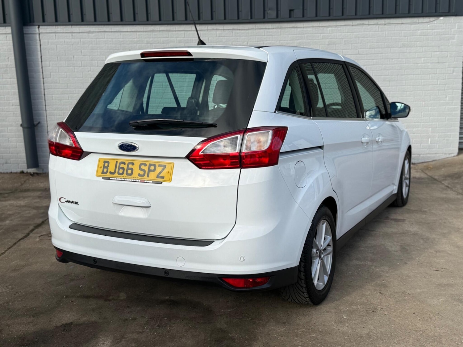 Used Ford Grand C-Max 2016 for sale - 76371553: Photo 4