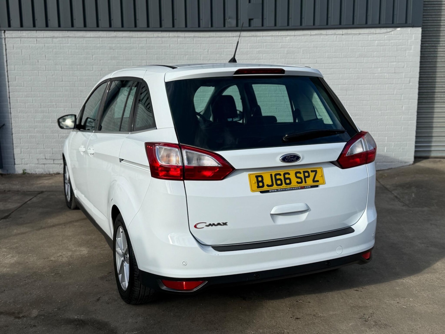 Used Ford Grand C-Max 2016 for sale - 76371553: Photo 6
