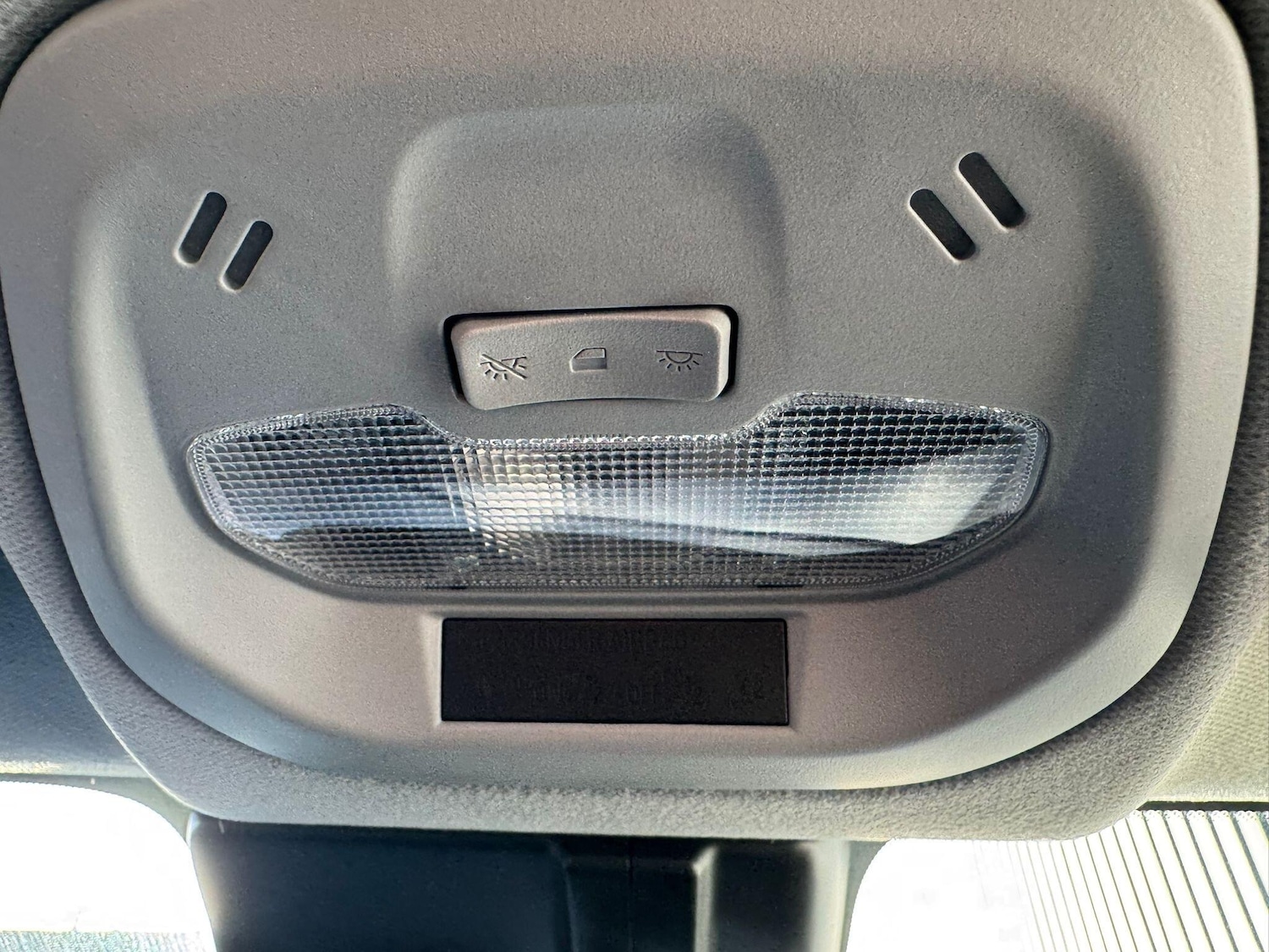 Used Vauxhall Viva 2016 for sale - 77658035: Photo 20