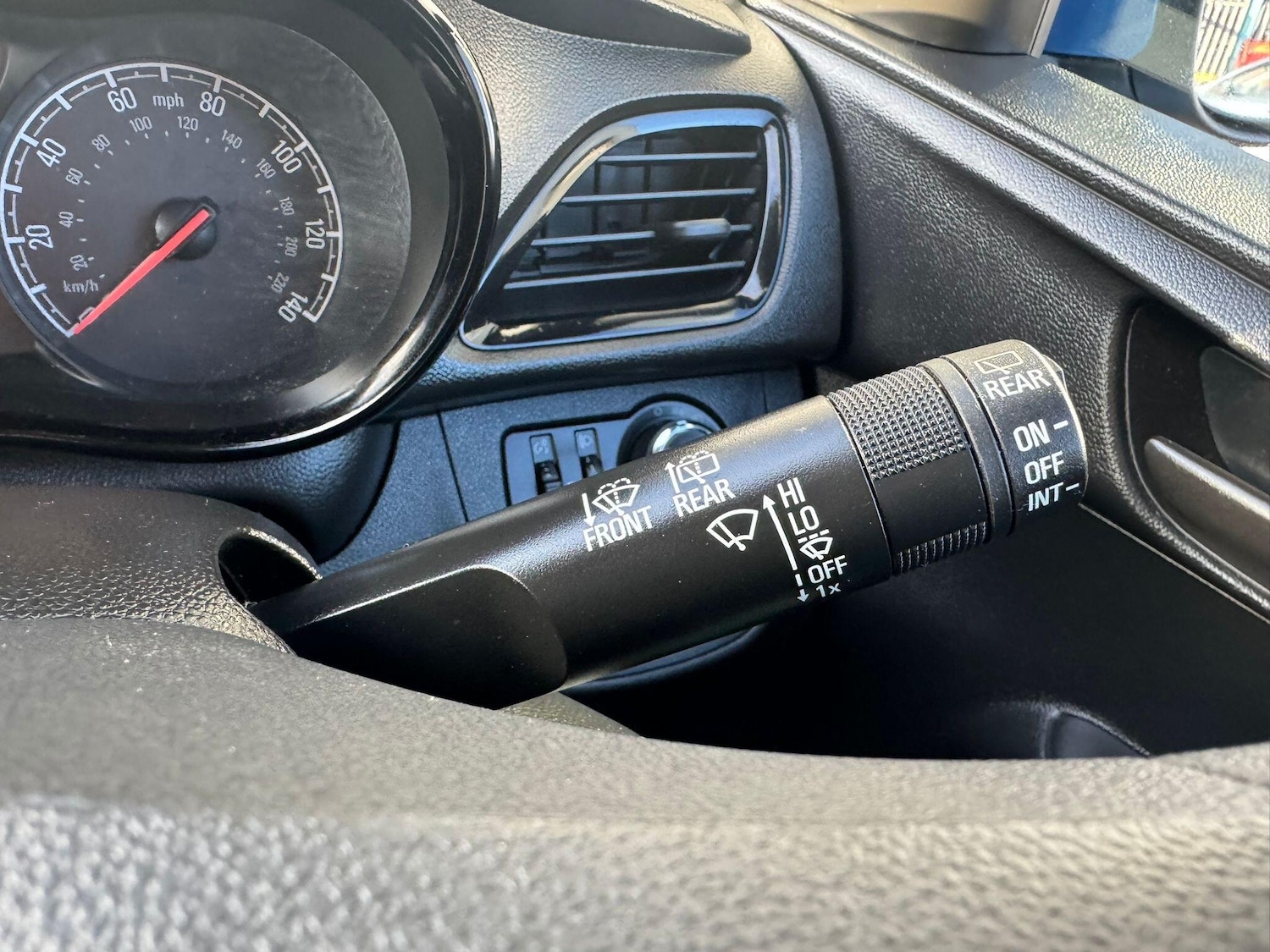 Used Vauxhall Viva 2017 for sale - 77315084: Photo 17