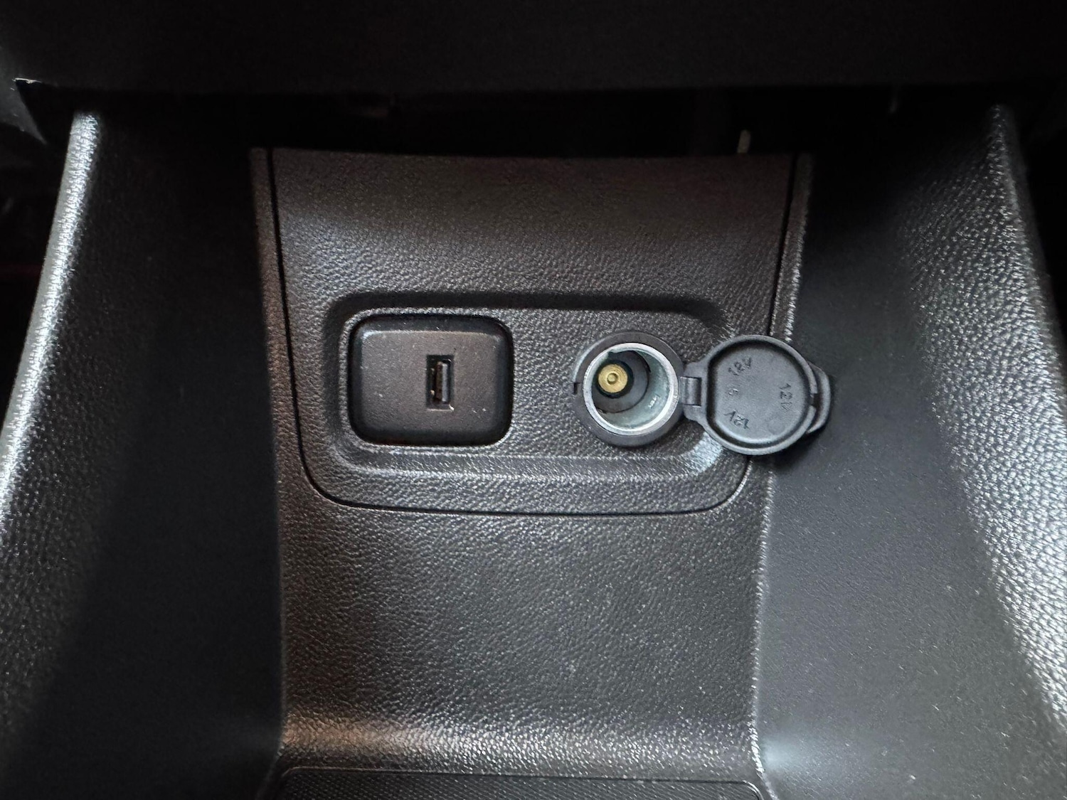 Used Vauxhall Viva 2017 for sale - 77315084: Photo 19