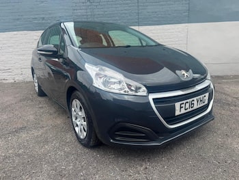 Used Peugeot 208 2016 for sale - 79621971: Photo
