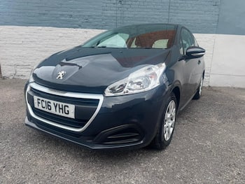 Used Peugeot 208 2016 for sale - 79621971: Photo