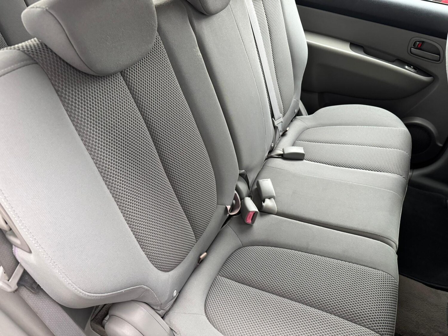 Used Kia Carens for sale - 77511250: Photo 12