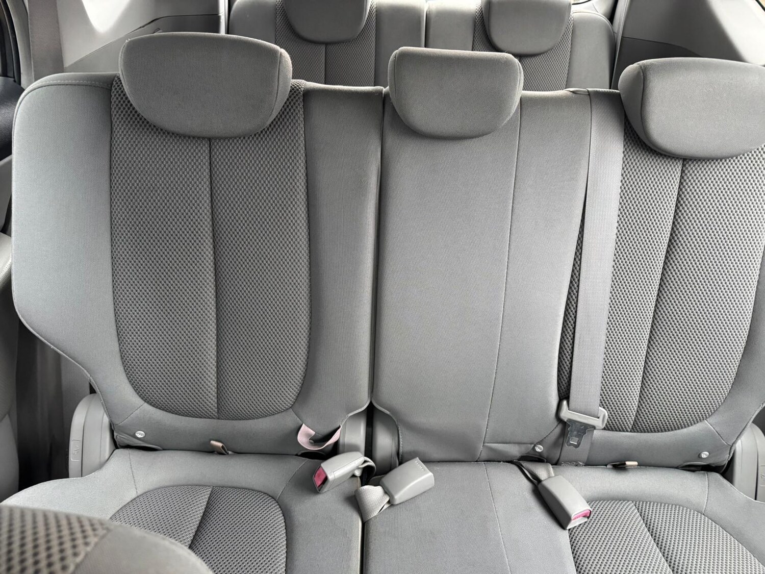 Used Kia Carens for sale - 77511250: Photo 14