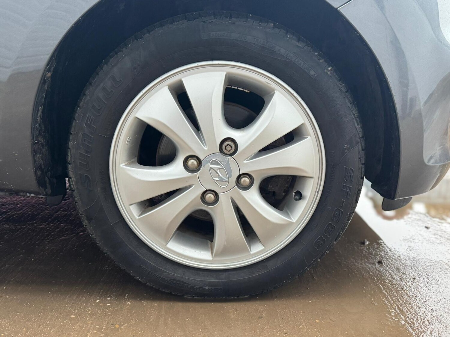 Used Kia Carens for sale - 77511250: Photo 25