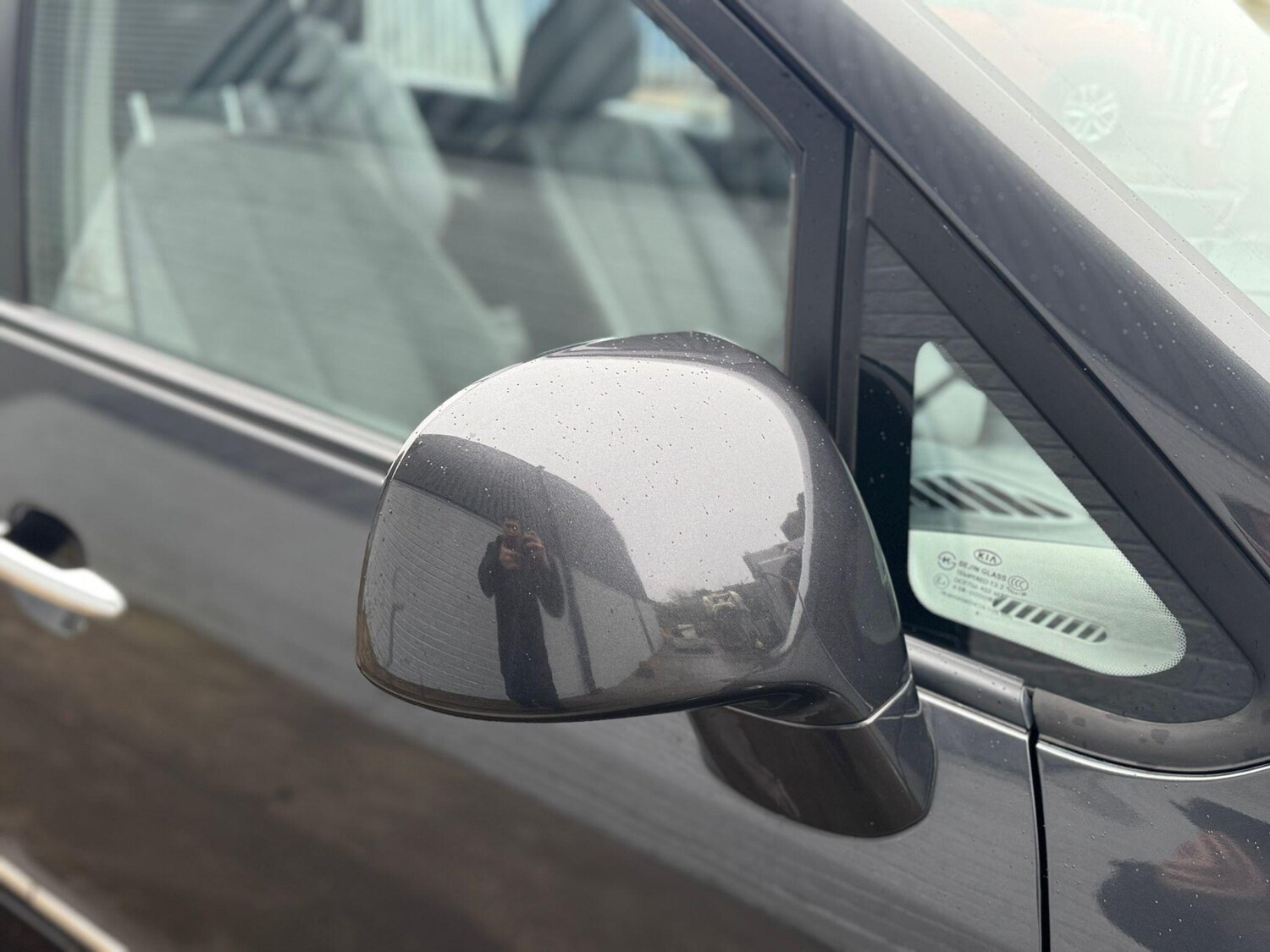 Used Kia Carens for sale - 77511250: Photo 31