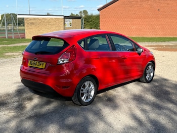 Used Ford Fiesta 2014 for sale - 76031913: Photo