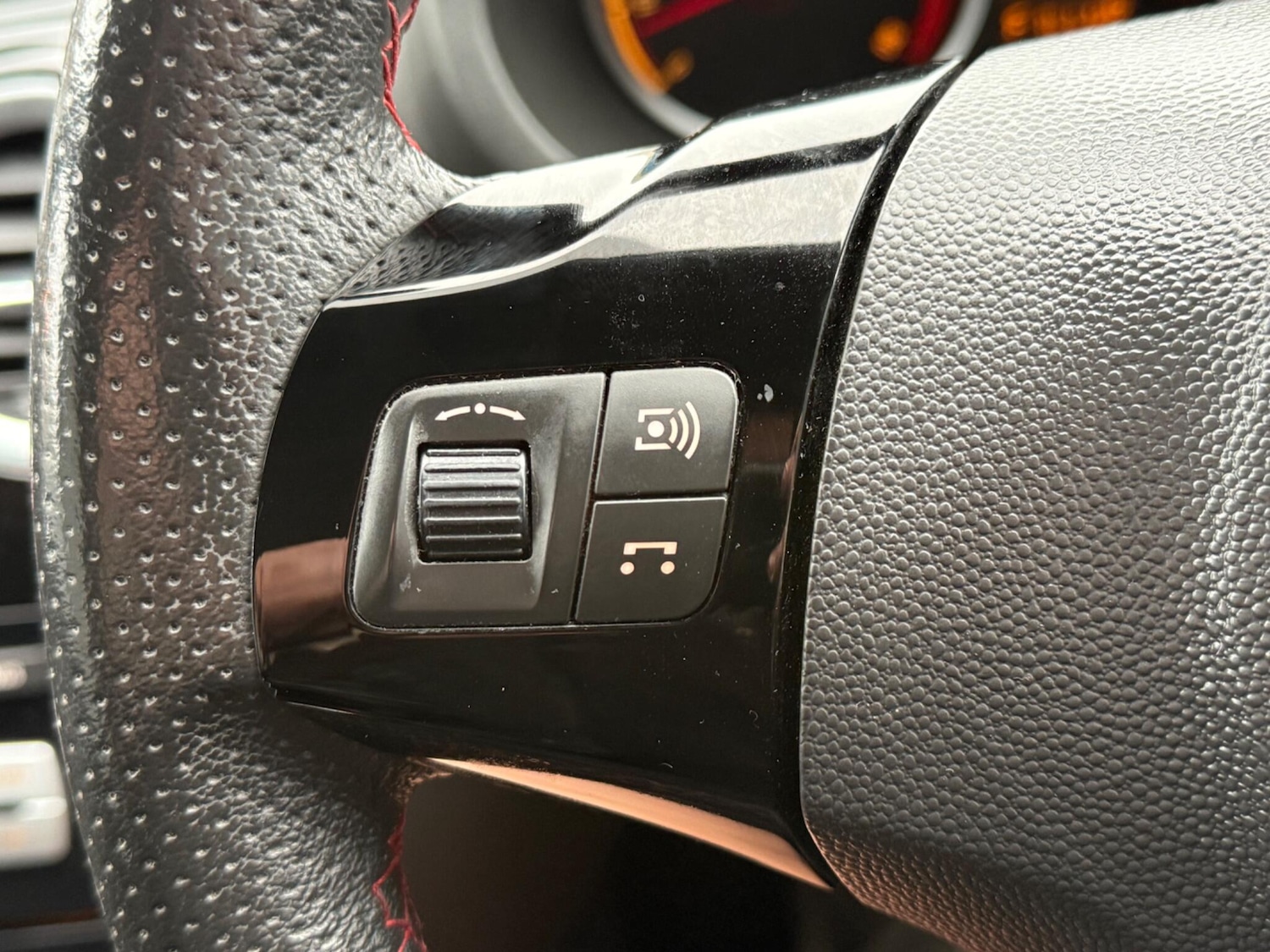 Used Vauxhall Corsa 2011 for sale - 76408698: Photo 12