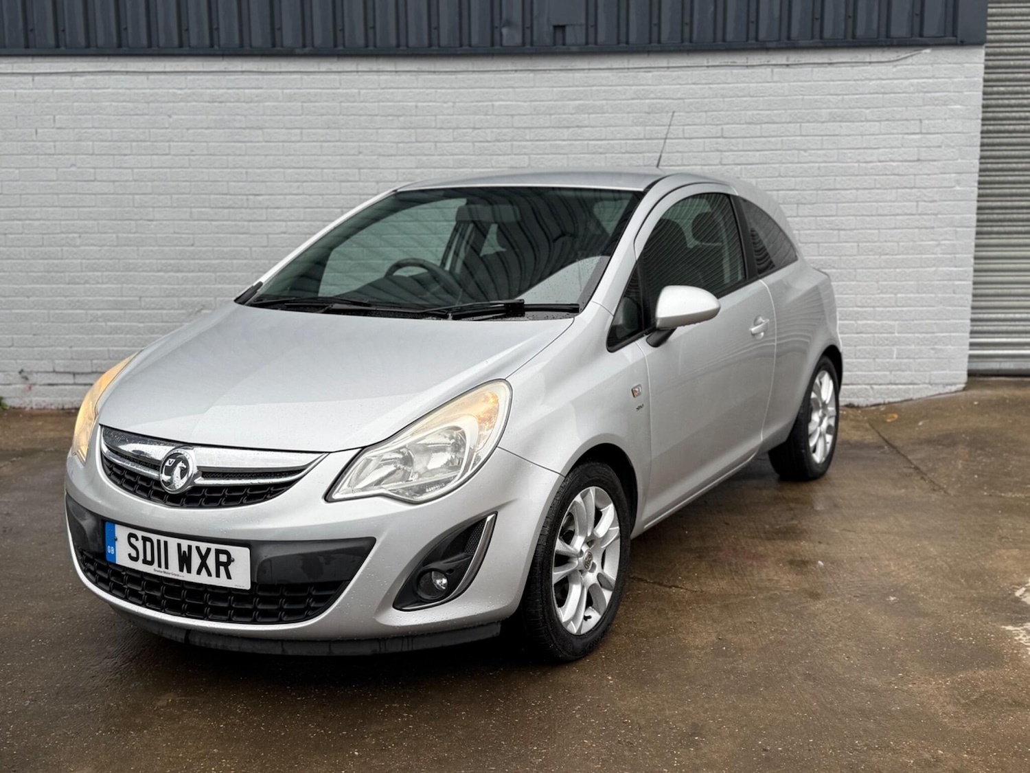Used Vauxhall Corsa 2011 for sale - 76408698: Photo 3