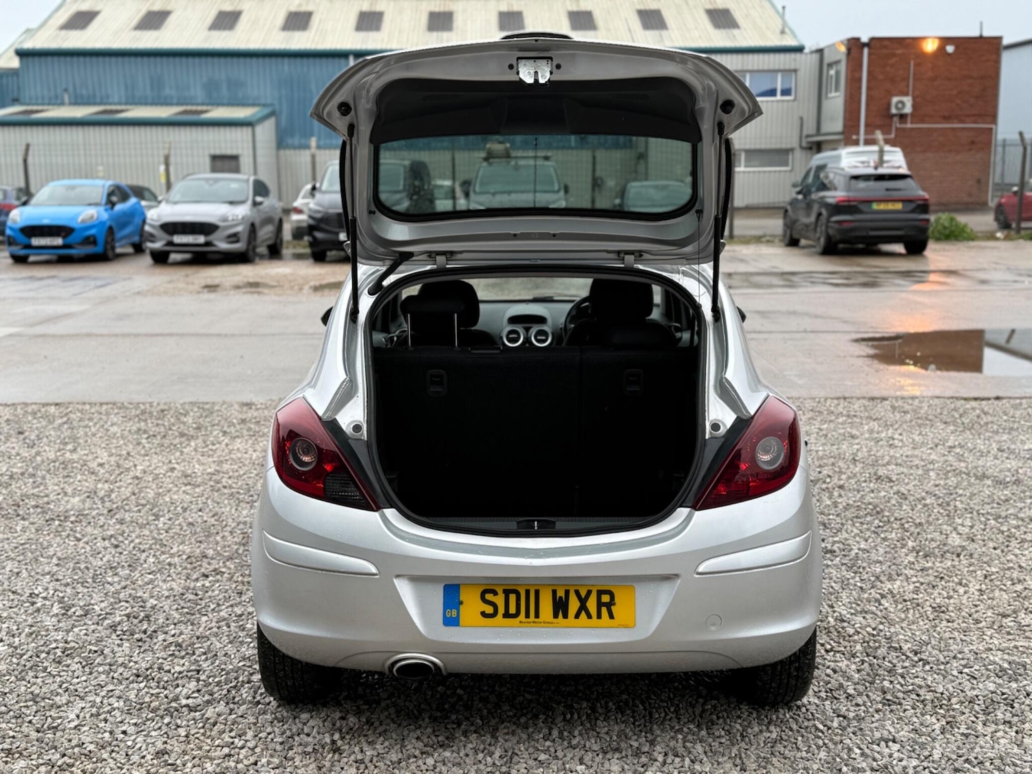 Used Vauxhall Corsa 2011 for sale - 76408698: Photo 41