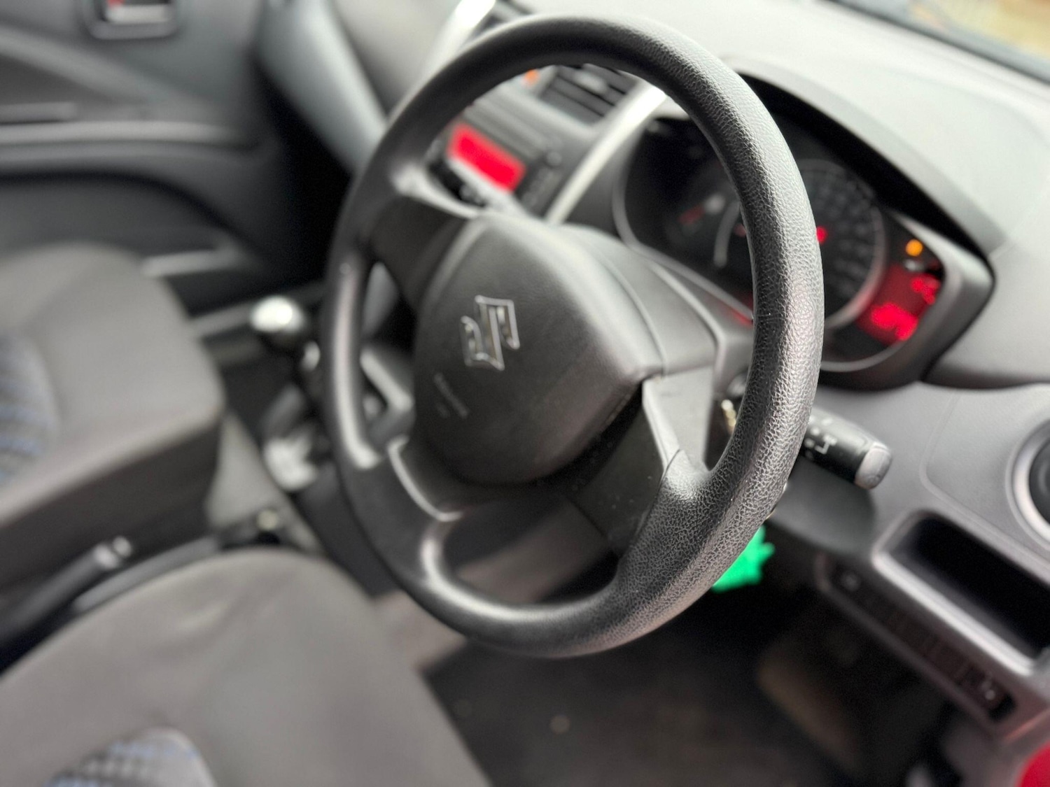 Used Suzuki Celerio 2017 for sale - 77040732: Photo 25