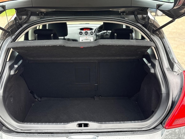 Used Peugeot 308 2012 for sale - 76270861: Photo 12