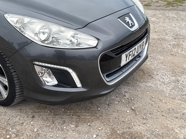Used Peugeot 308 2012 for sale - 76270861: Photo 8