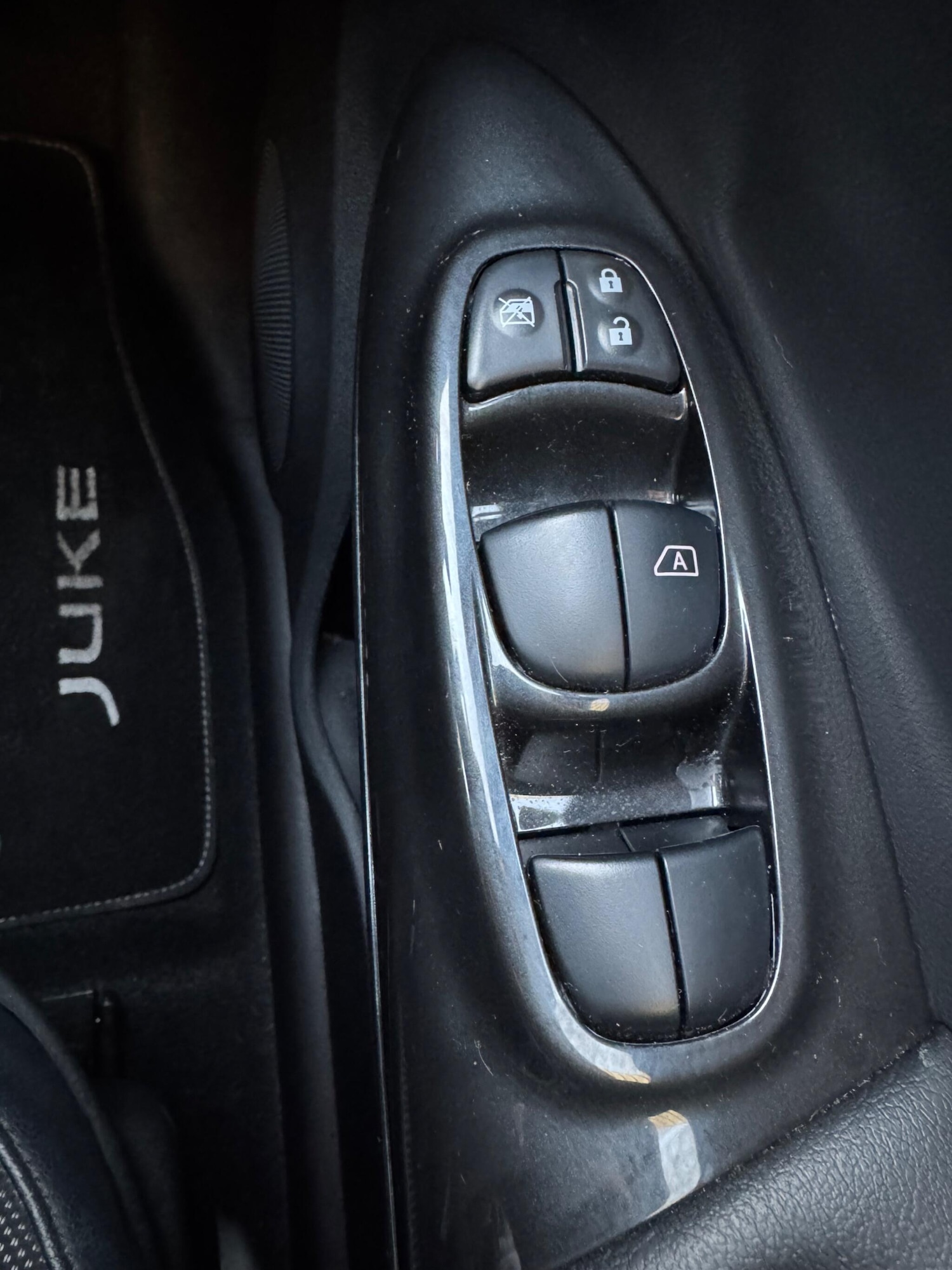 Used Nissan Juke 2018 for sale - 77162788: Photo 20