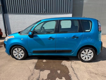 Used Citroen C3 Picasso 2011 for sale - 79317227: Photo
