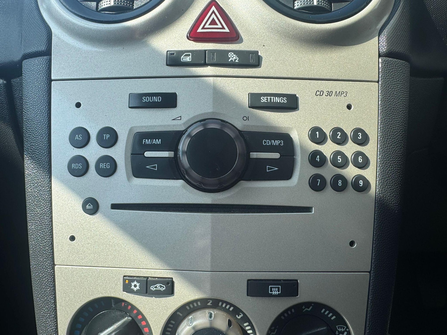 Used Vauxhall Corsa 2010 for sale - 78171265: Photo 39