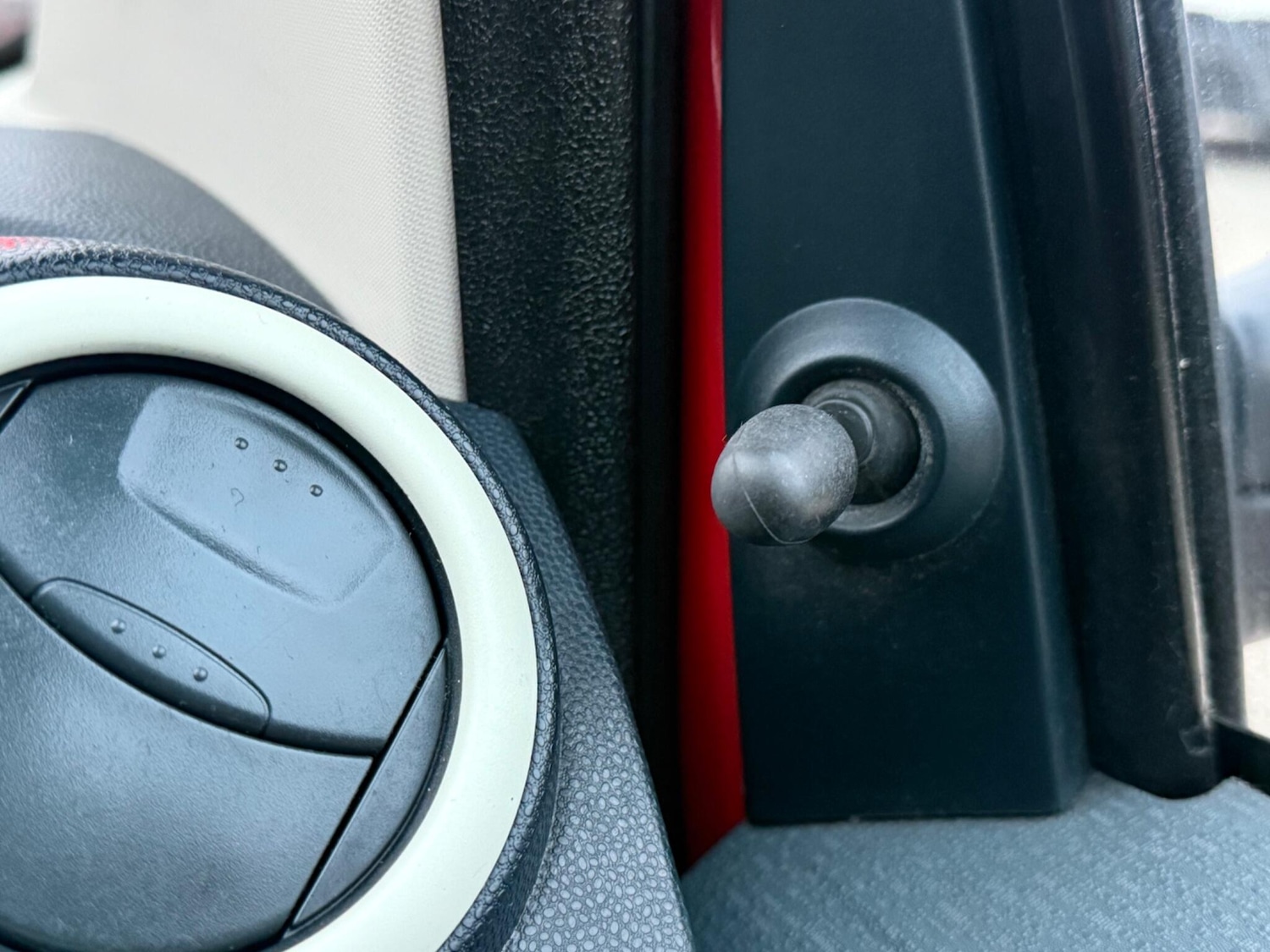 Used Ford Ka 2013 for sale - 76457739: Photo 28